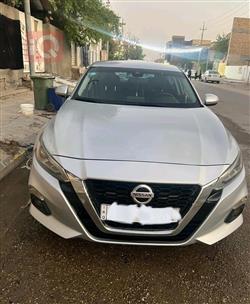 نيسان ألتيما